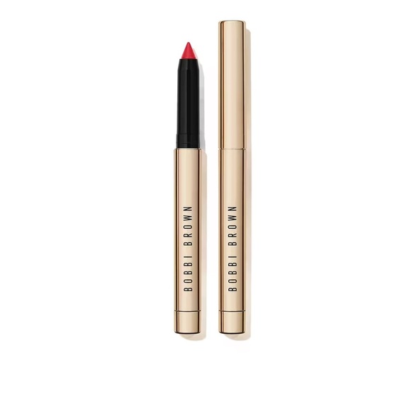 Bobbi Brown De Luxe Defining Lipstick Redefined
A classic neutral red. - Picture 1 of 9